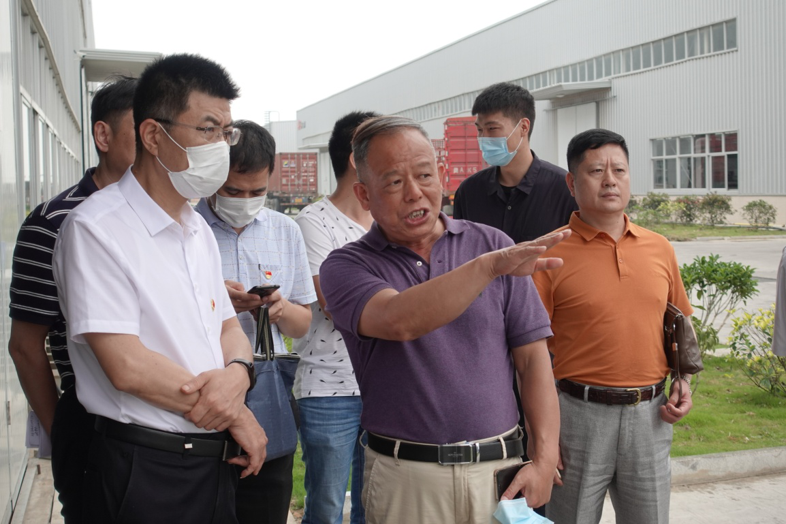 福建省工信厅副厅长陈传芳一行辅导 莅临pg电子游戏新资料科技工业园参观调研